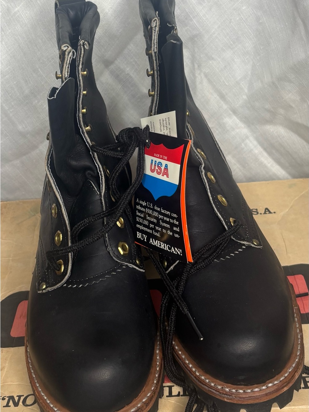 Men's Black Leather Work Boots with Contrast Welt Stitching